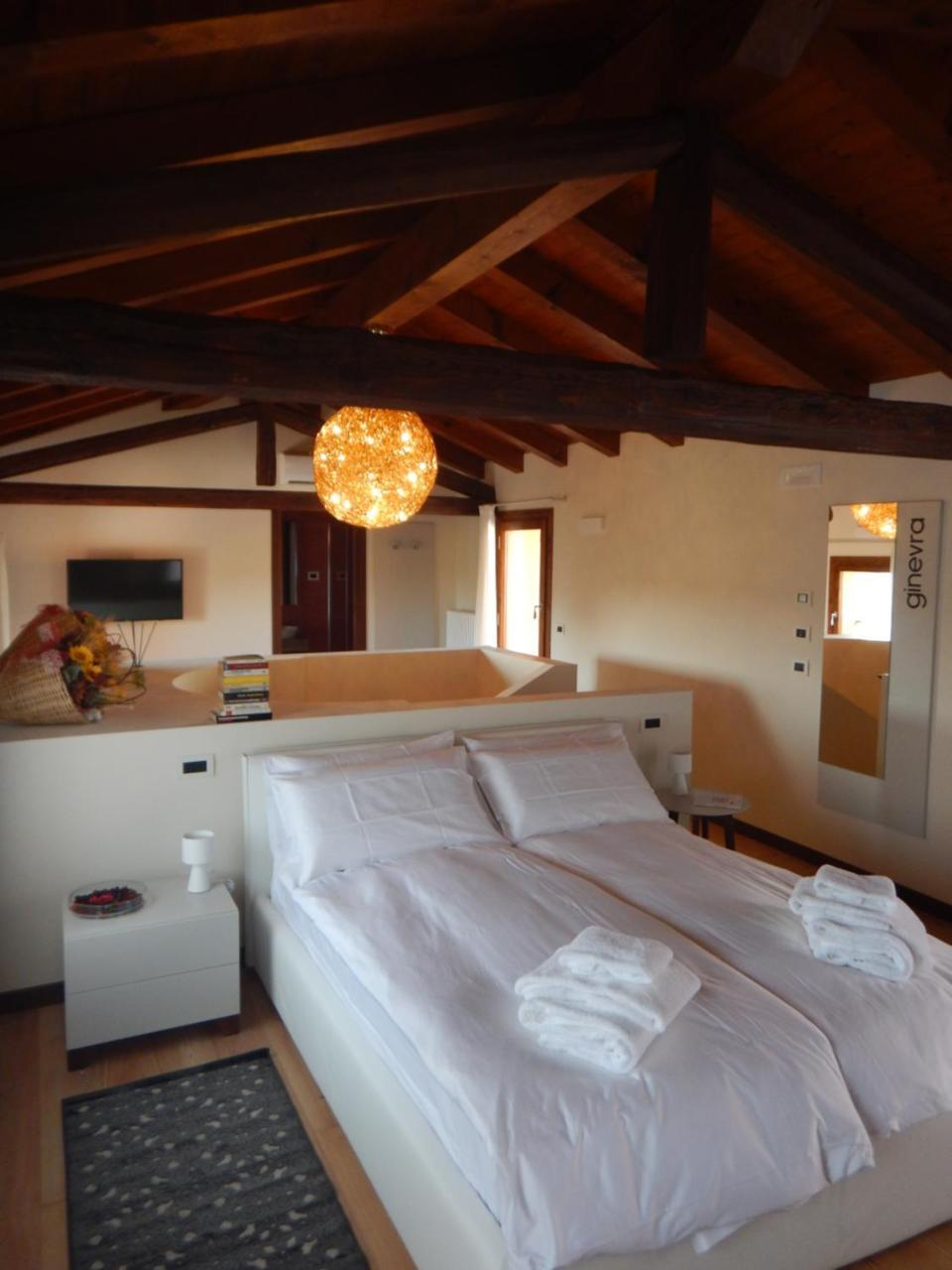Hotel Crystal Luxury House Fiume Veneto Exterior foto